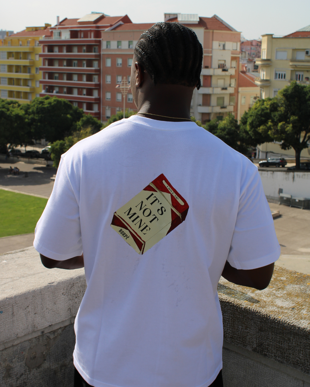 Tee "ITS NOT MINE" Oversize Fit