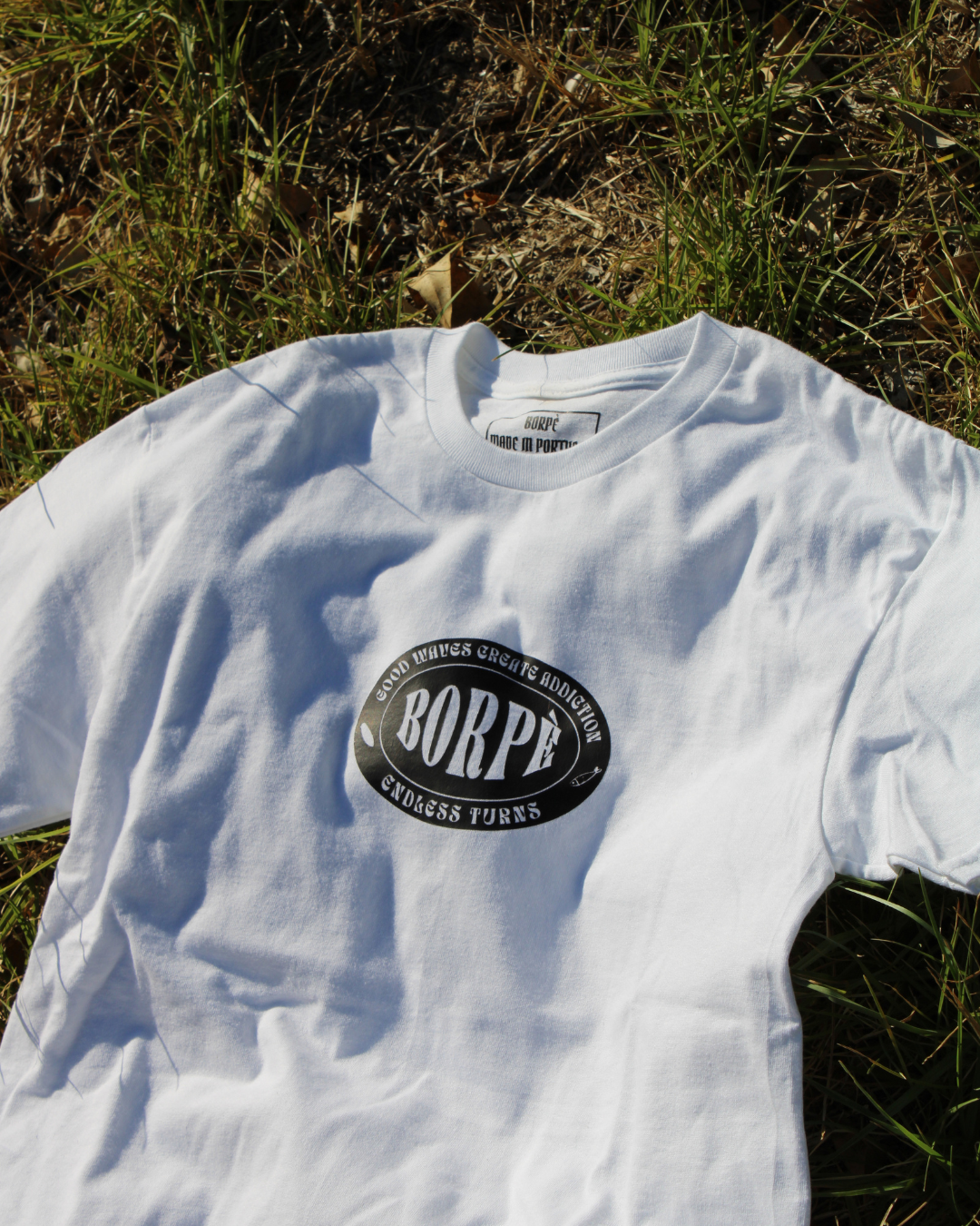 Tee "CHASING ENDLESS TURNS" Regular Fit